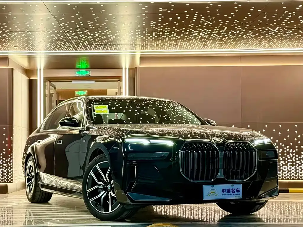 BMW 7 Series 2025 из CN, фото 4