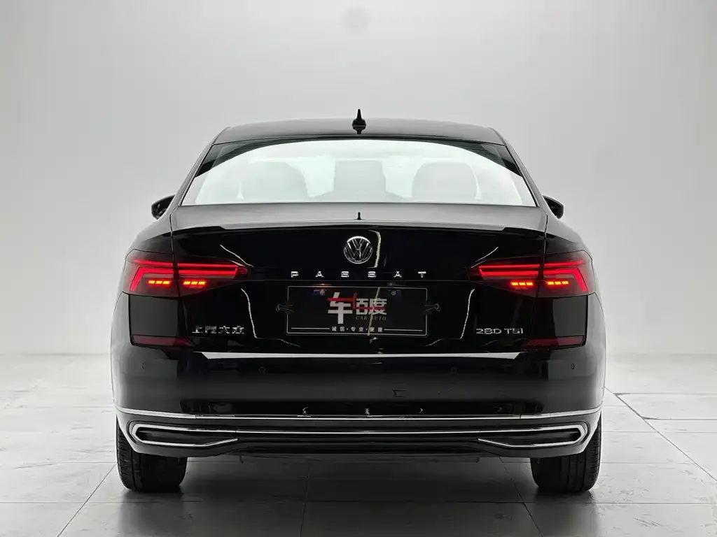 Volkswagen Passat 2021 из CN, фото 5