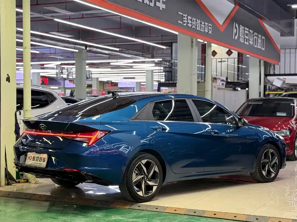 Hyundai Elantra 2021 из CN, фото 10