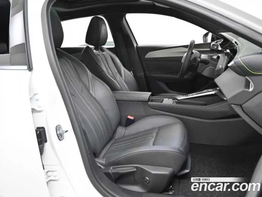 Peugeot 308 2023 из KR, фото 3