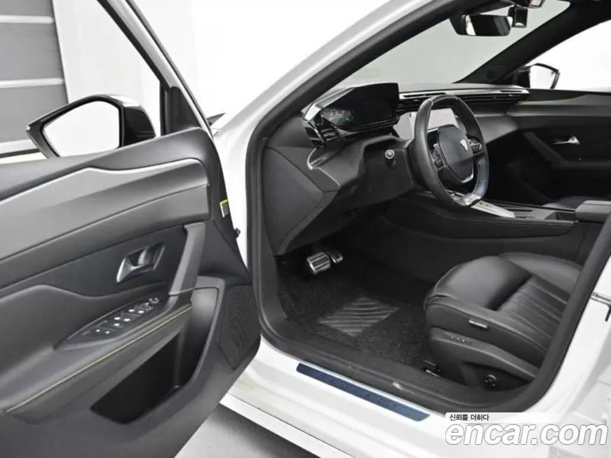 Peugeot 308 2023 из KR, фото 2