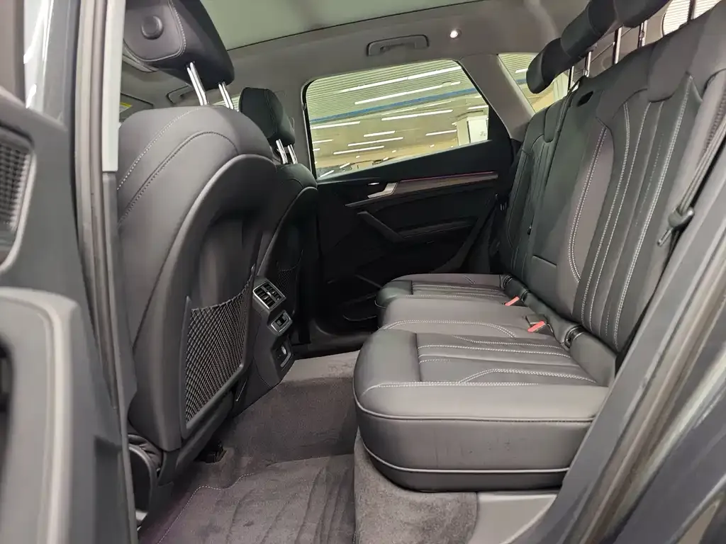 Audi Q5L 2022 из CN, фото 7