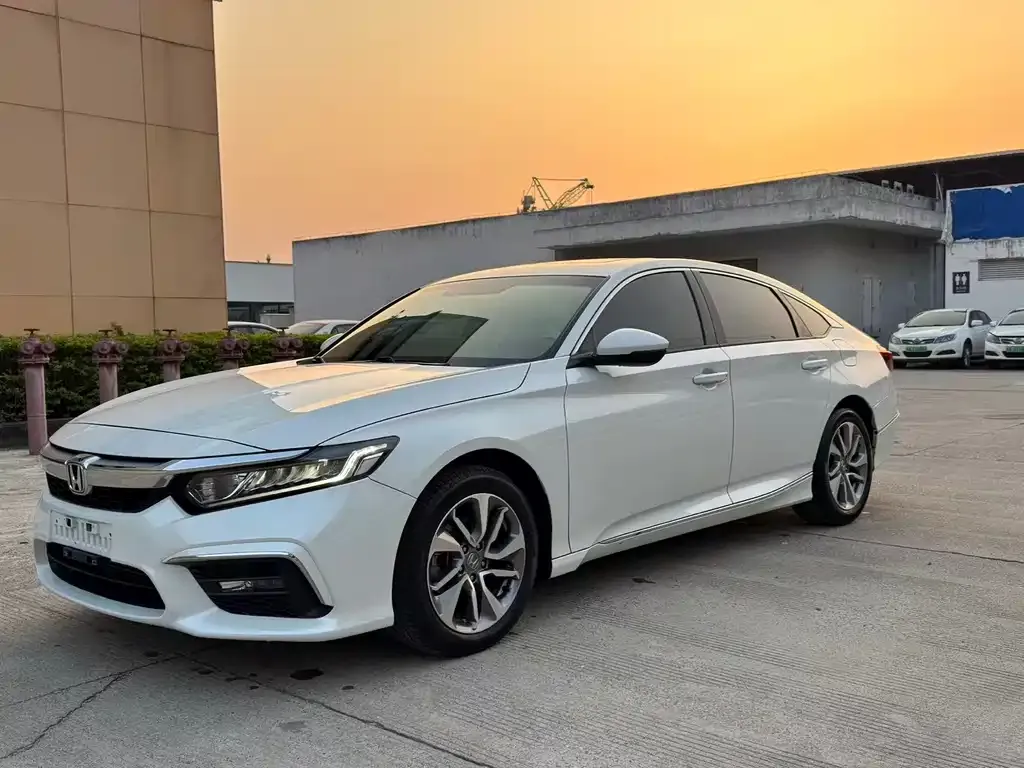 Honda Inspire 2021 из CN, фото 1
