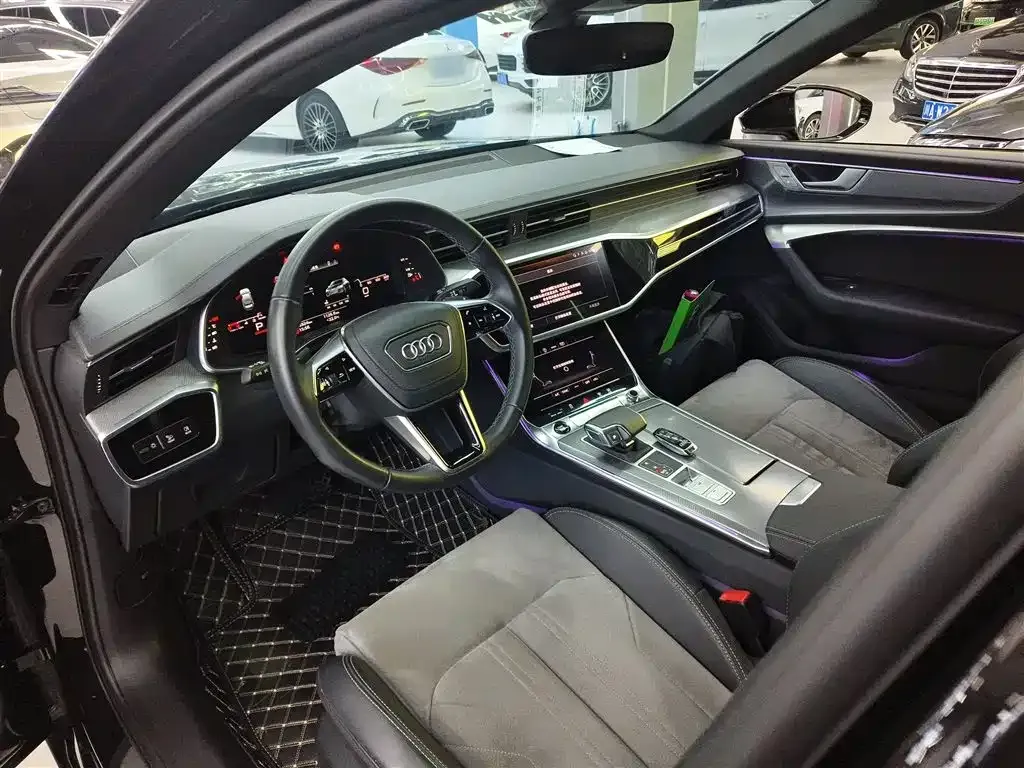 Audi A6L 2025 из CN, фото 10