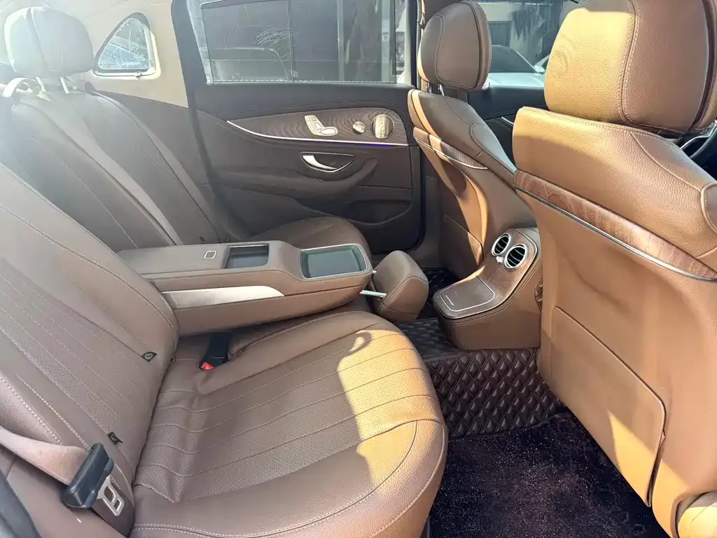 Mercedes-Benz E-Class 2021 из CN, фото 3