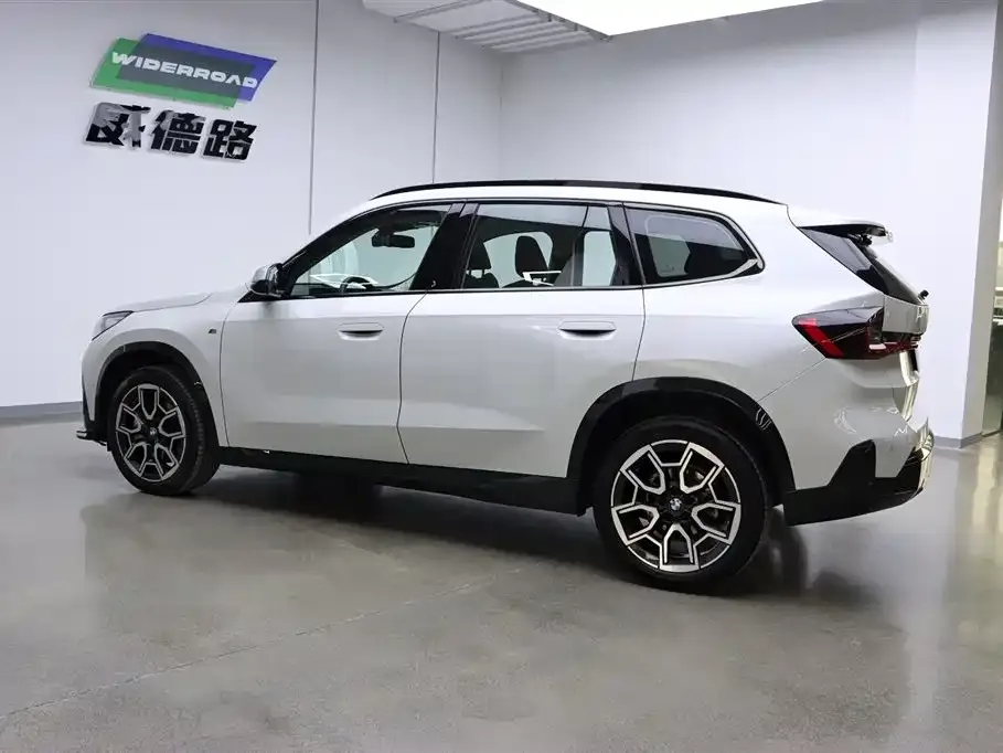 BMW X1 2024 из CN, фото 6