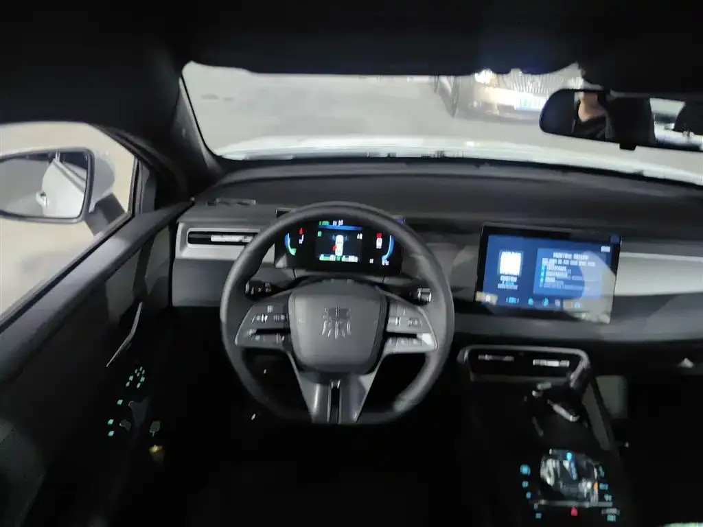 BYD Qin PLUS 2025 из CN, фото 10