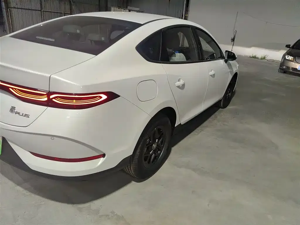 BYD Qin PLUS 2025 из CN, фото 8