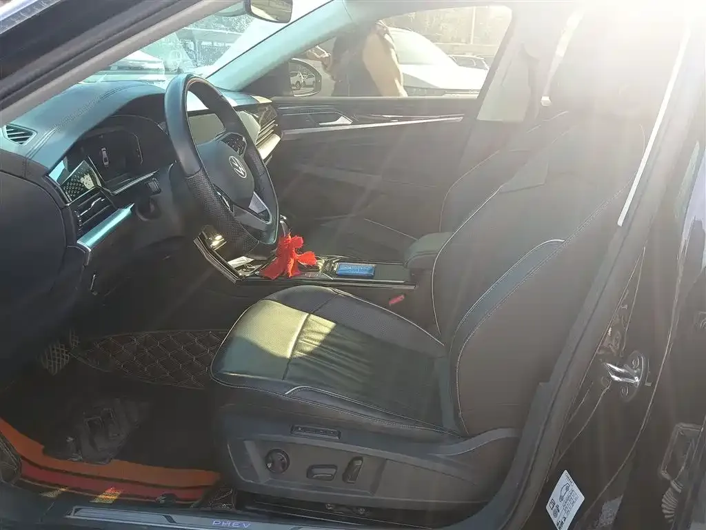 Volkswagen Passat New Energy 2023 из CN, фото 8