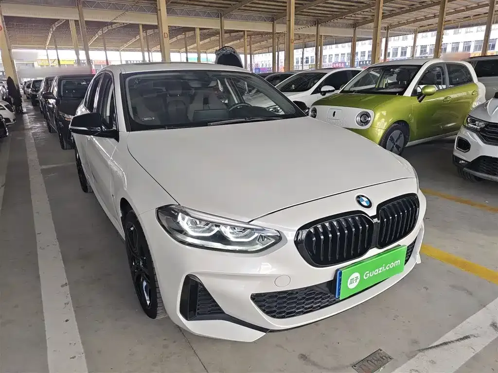 BMW 1 Series 2021 из CN, фото 4