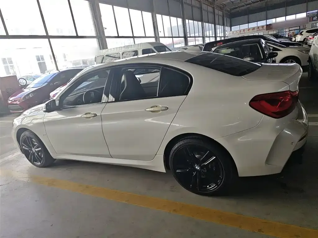 BMW 1 Series 2021 из CN, фото 5