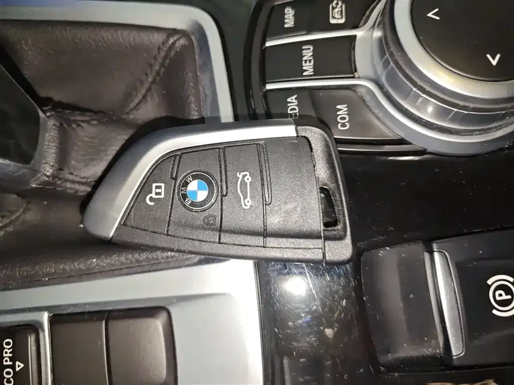 BMW 1 Series 2021 из CN, фото 9