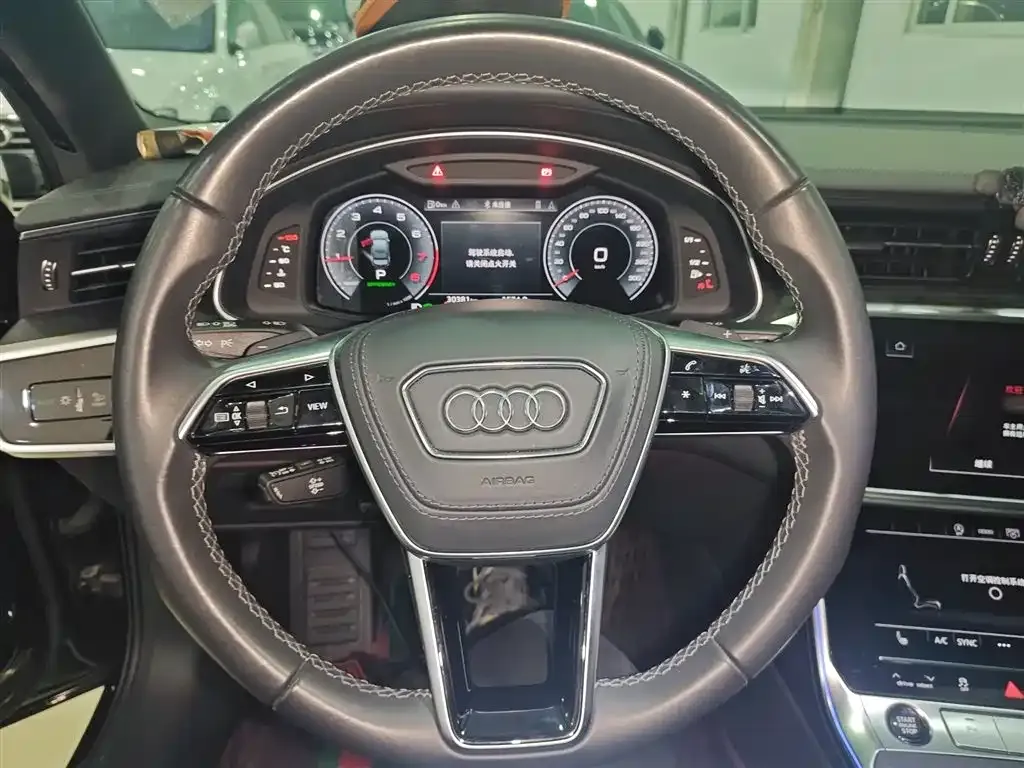 Audi A6L 2023 из CN, фото 3