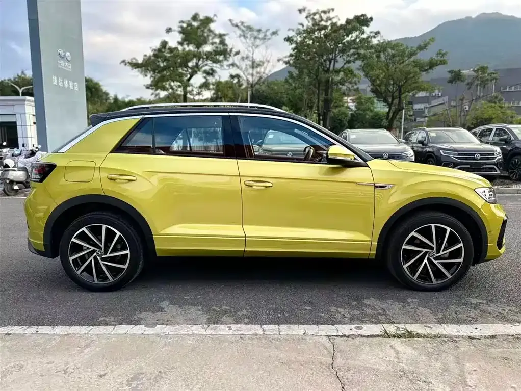 Volkswagen T-Roc 2023 из CN, фото 10