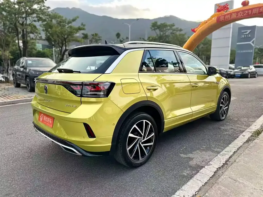 Volkswagen T-Roc 2023 из CN, фото 7