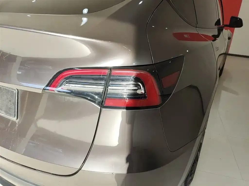 Tesla Model Y 2021 из CN, фото 10