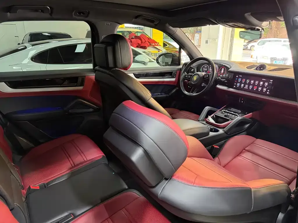Porsche Cayenne 2024 из CN, фото 3