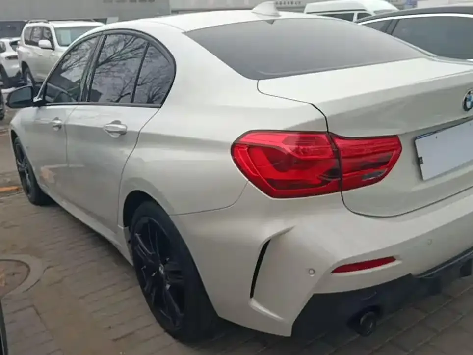 BMW 1 Series 2021 из CN, фото 8