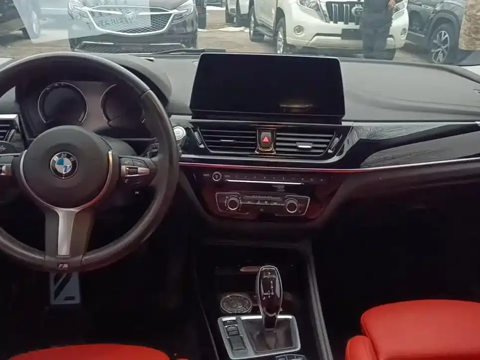 BMW 1 Series 2021 из CN, фото 6