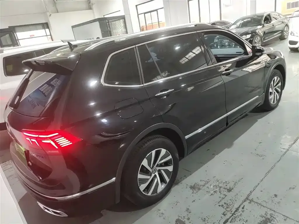 Volkswagen Tiguan L New Energy 2022 из CN, фото 8