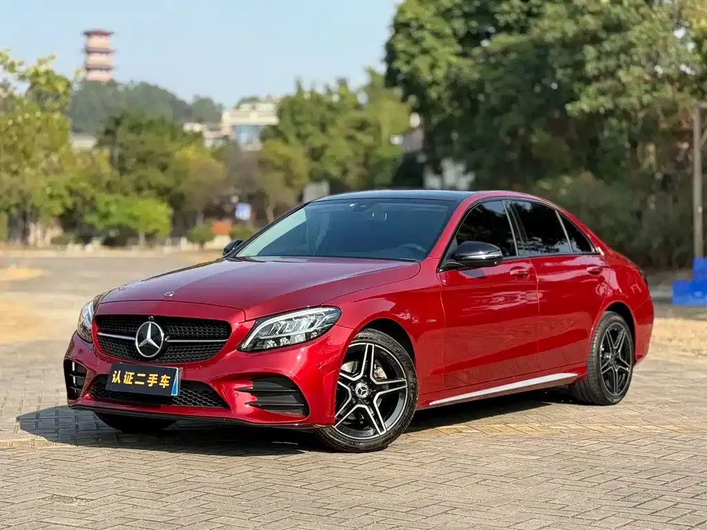 Mercedes-Benz C-Class — фото 1