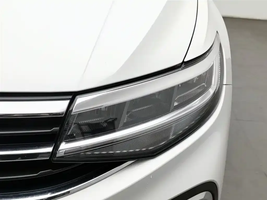 Volkswagen Bora 2024 из CN, фото 7
