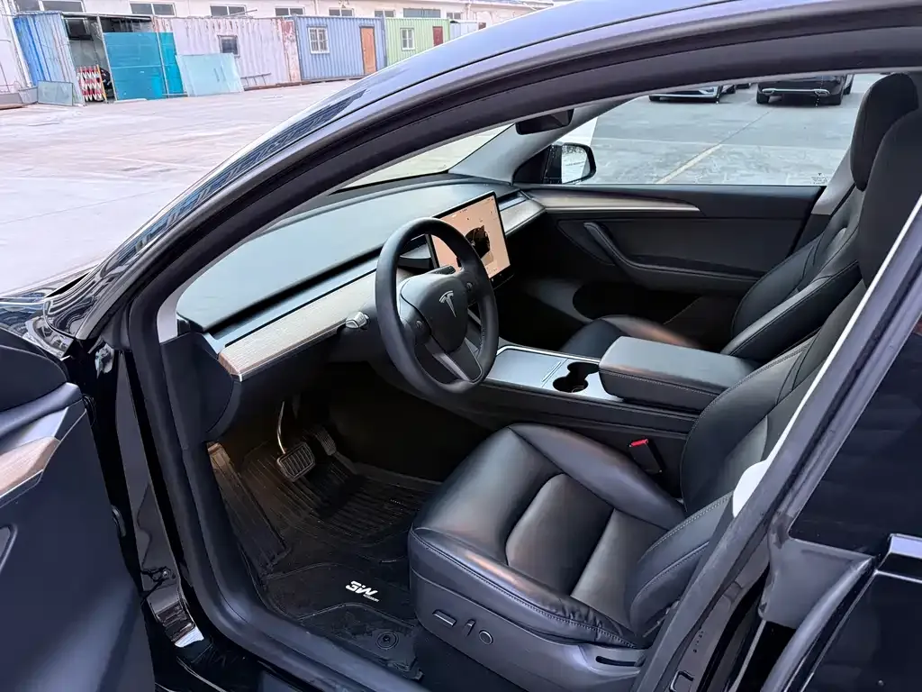 Tesla Model Y 2022 из CN, фото 9