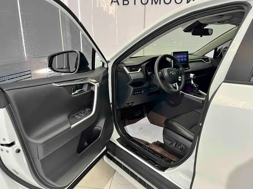 Toyota RAV4 2022 из CN, фото 7