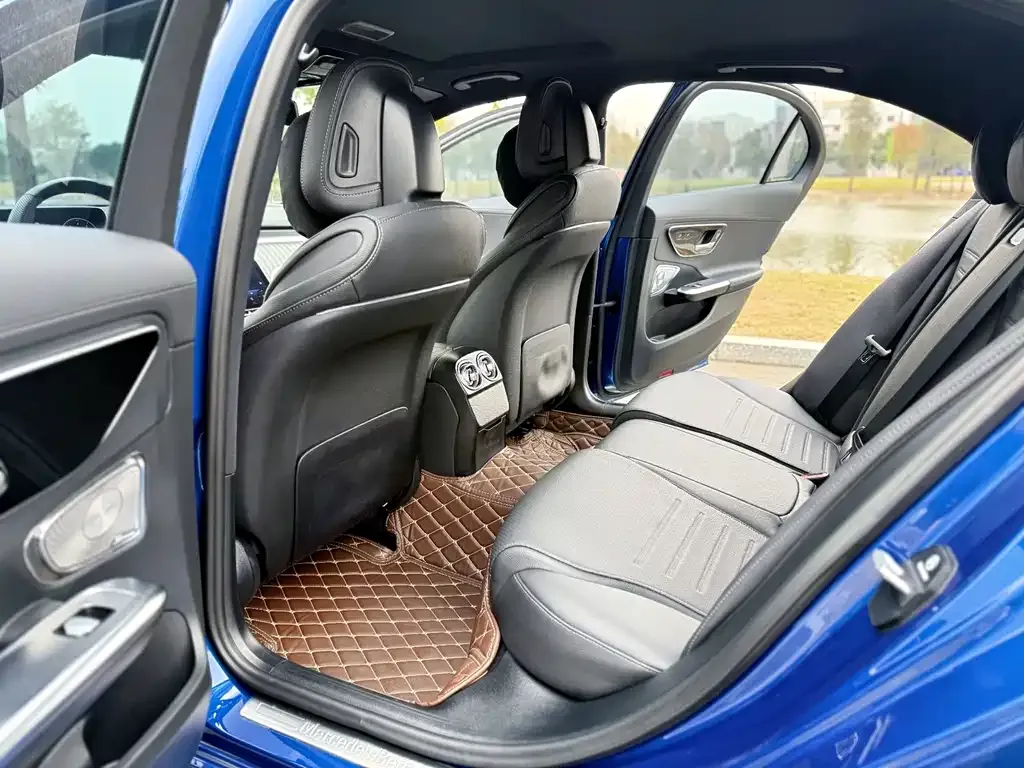 Mercedes-Benz C-Class 2024 из CN, фото 2