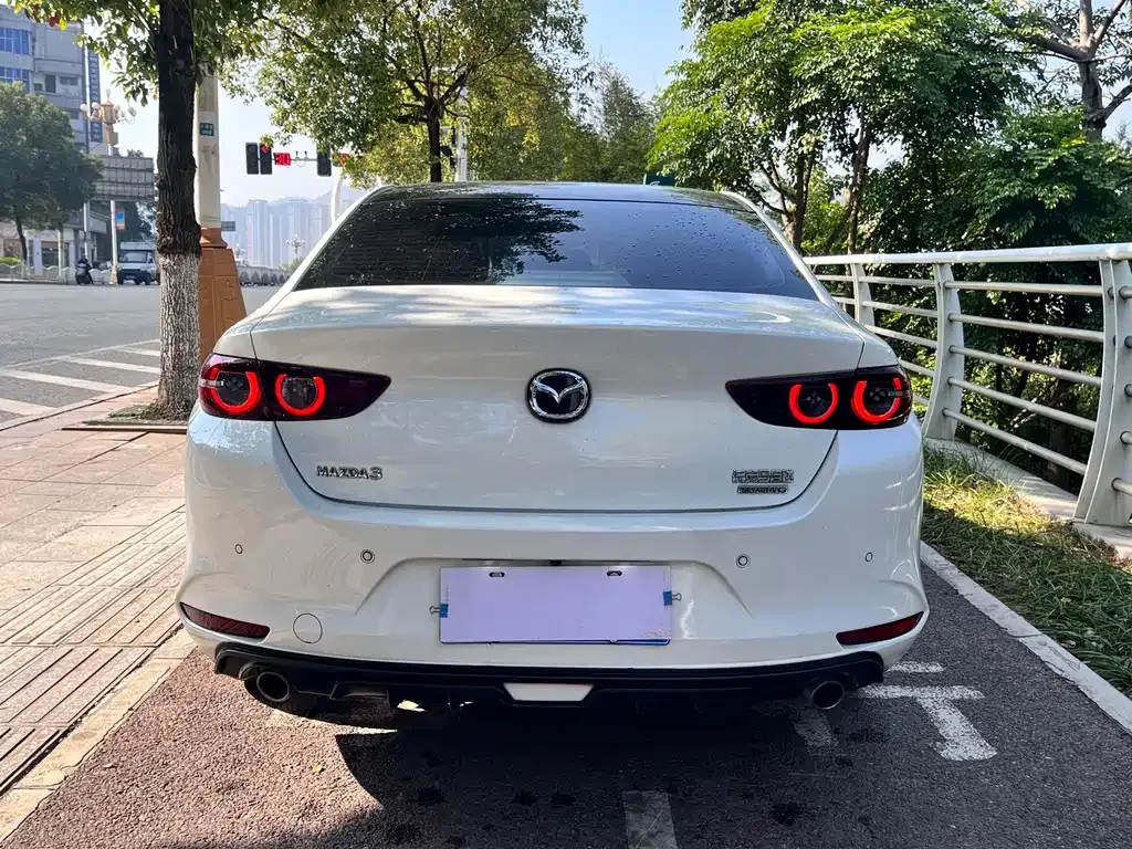 Mazda 3 Axela 2022 из CN, фото 10