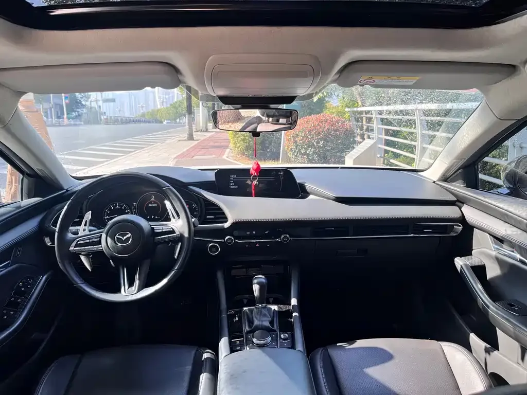 Mazda 3 Axela 2022 из CN, фото 7