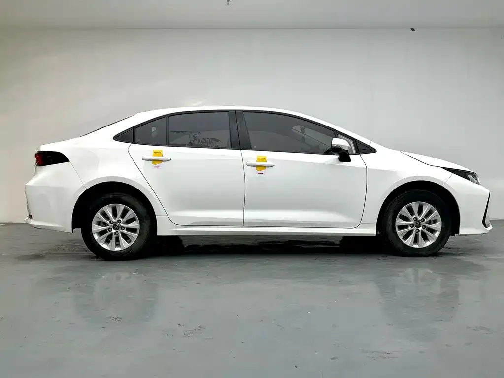 Toyota Corolla 2024 из CN, фото 7