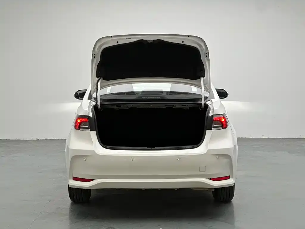Toyota Corolla 2024 из CN, фото 9
