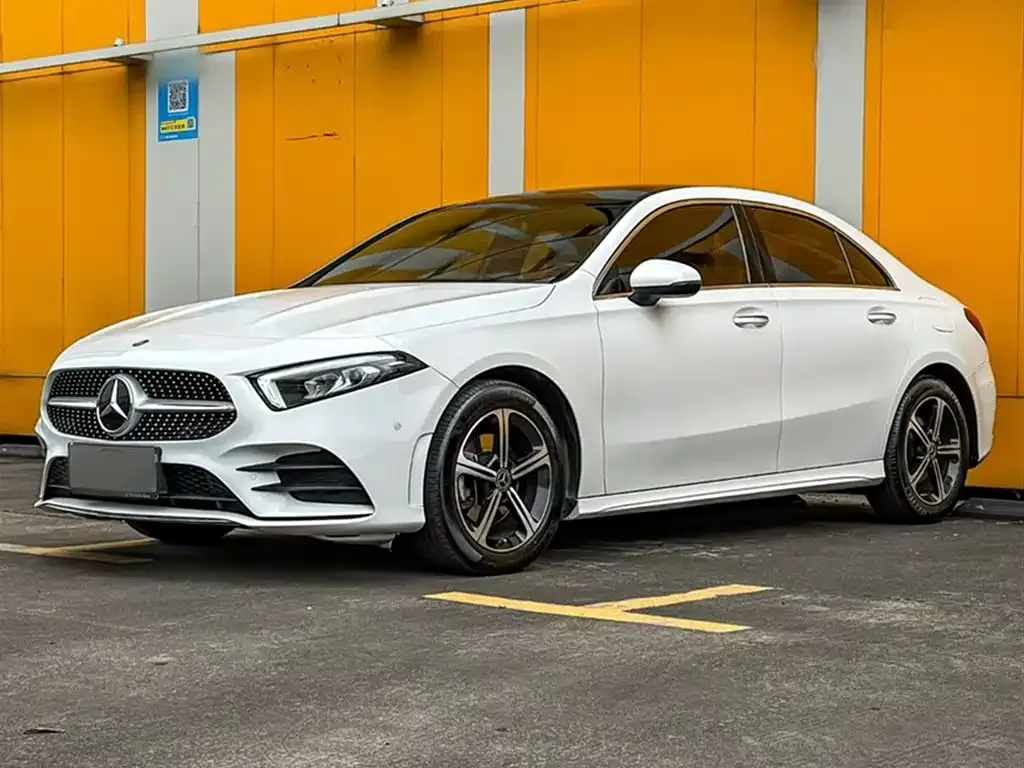 Mercedes-Benz A-Class — фото 1
