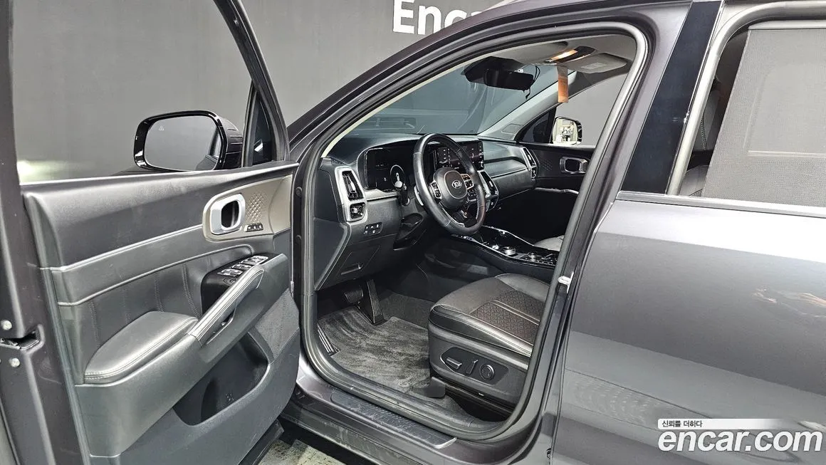 Kia Sorento — фото 4