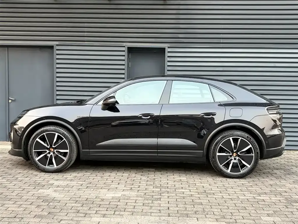Porsche Macan EV — фото 8