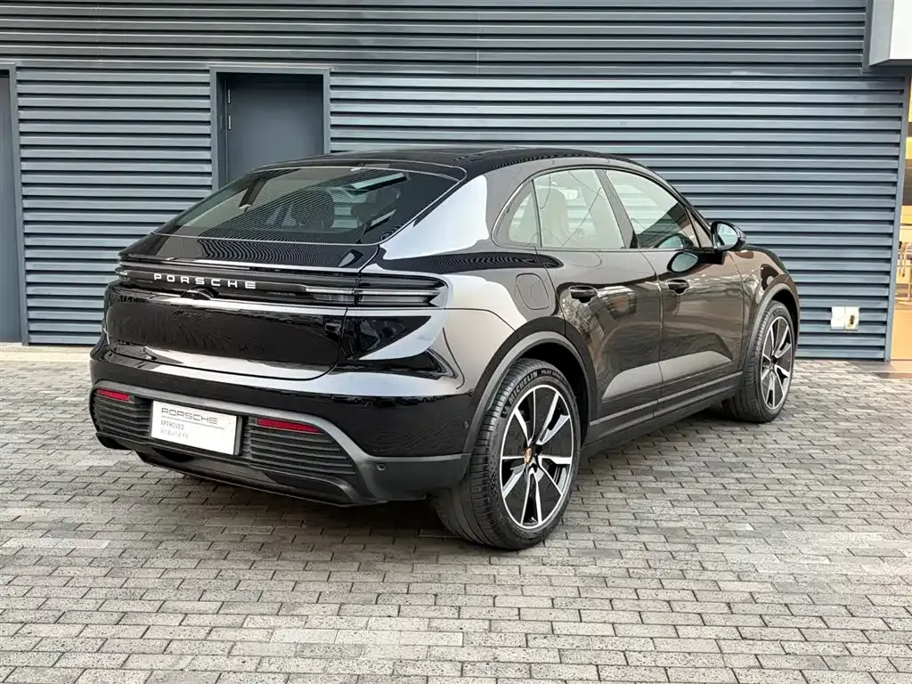 Porsche Macan EV — фото 10