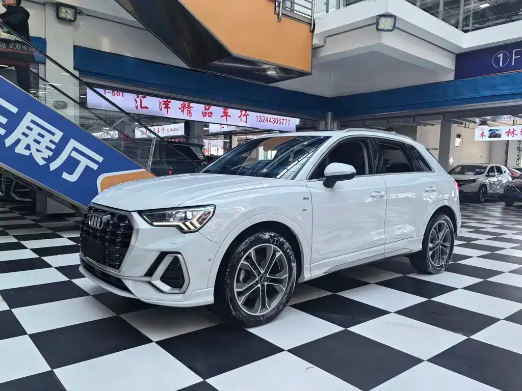 Audi Q3 2022 из CN, фото 1