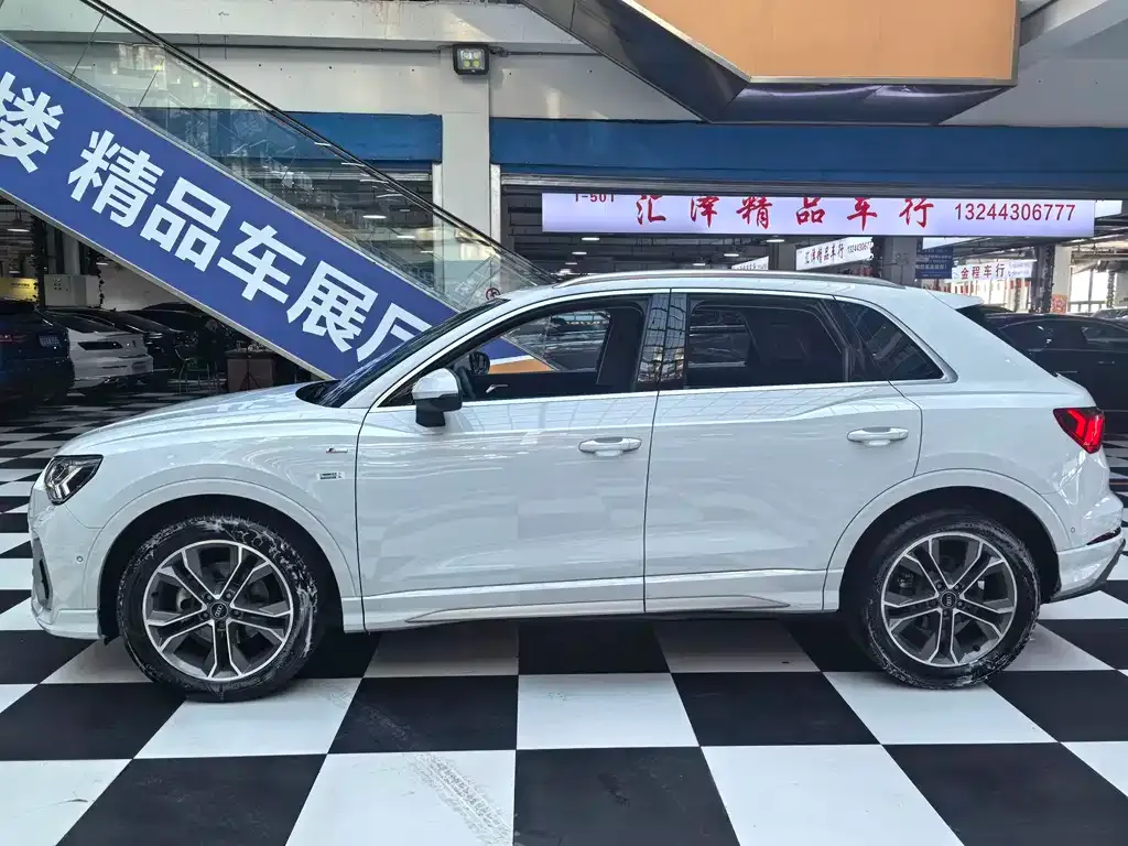 Audi Q3 2022 из CN, фото 5