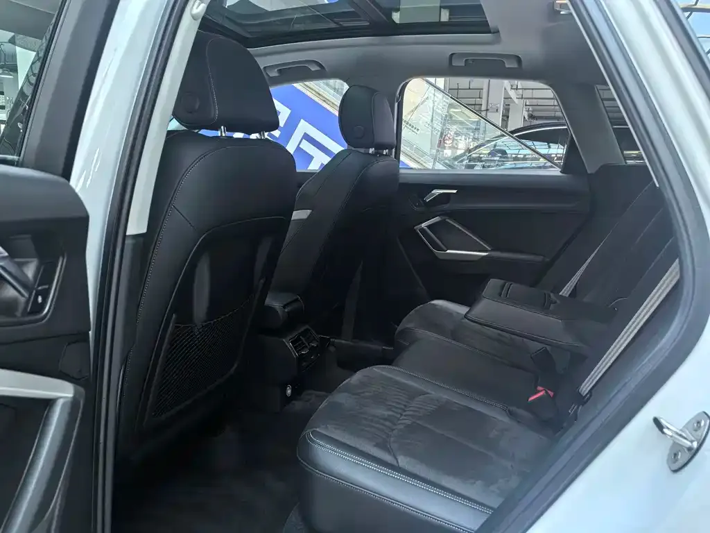 Audi Q3 2022 из CN, фото 6
