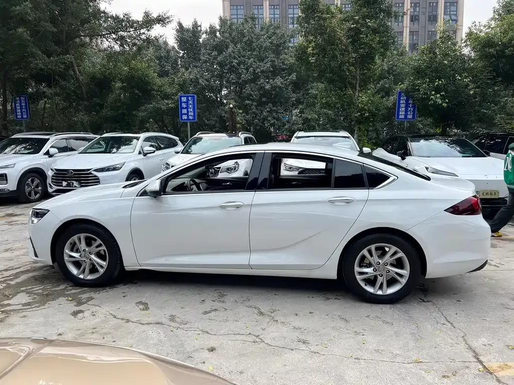 Buick Regal 2022 из CN, фото 6