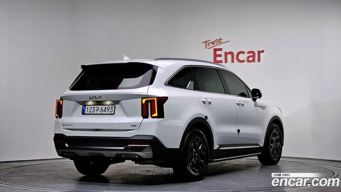 Kia Sorento — фото 4