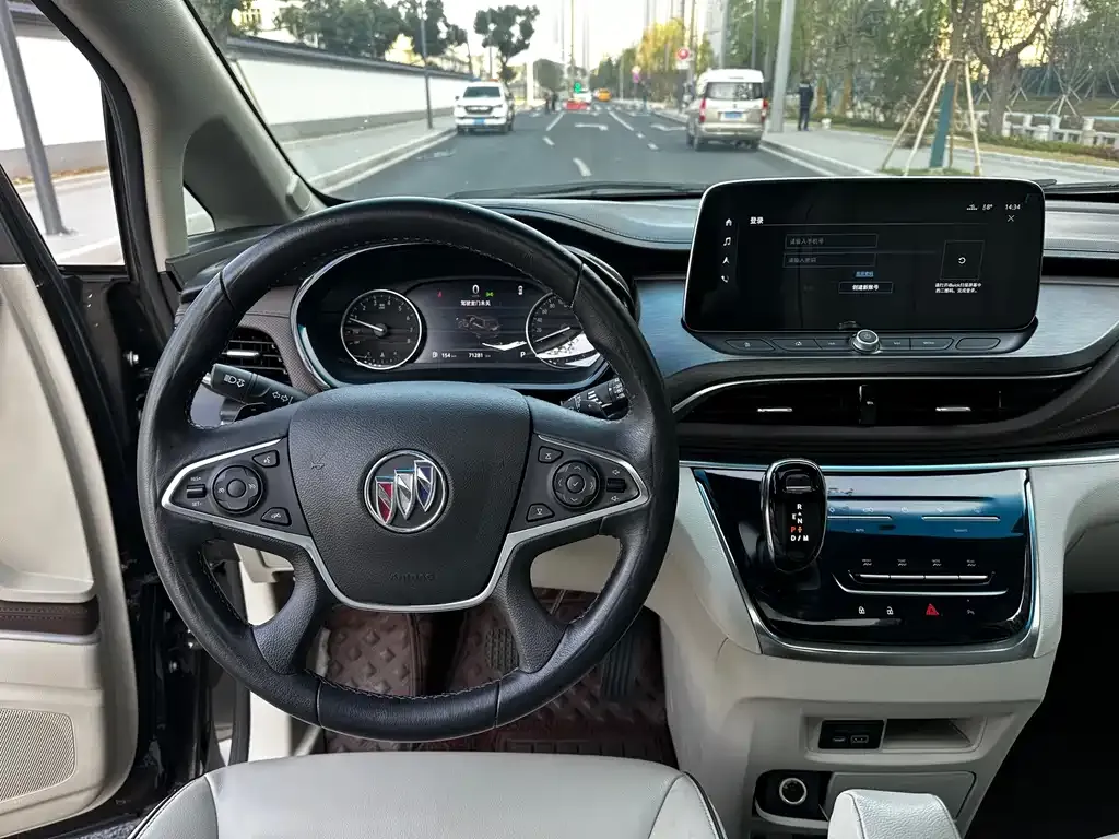 Buick GL8 2022 из CN, фото 9