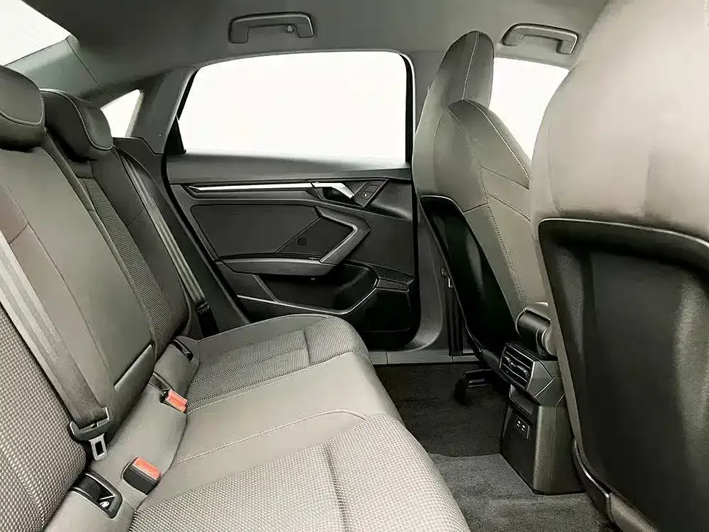 Audi A3 2022 из CN, фото 6