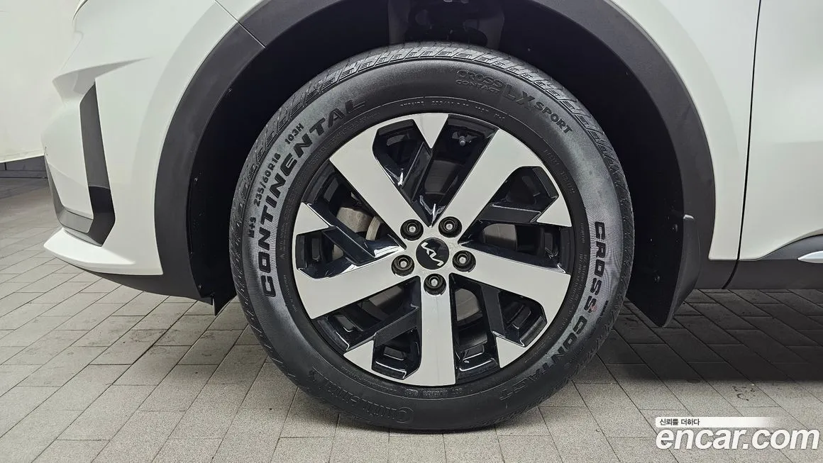 Kia Sorento — фото 9