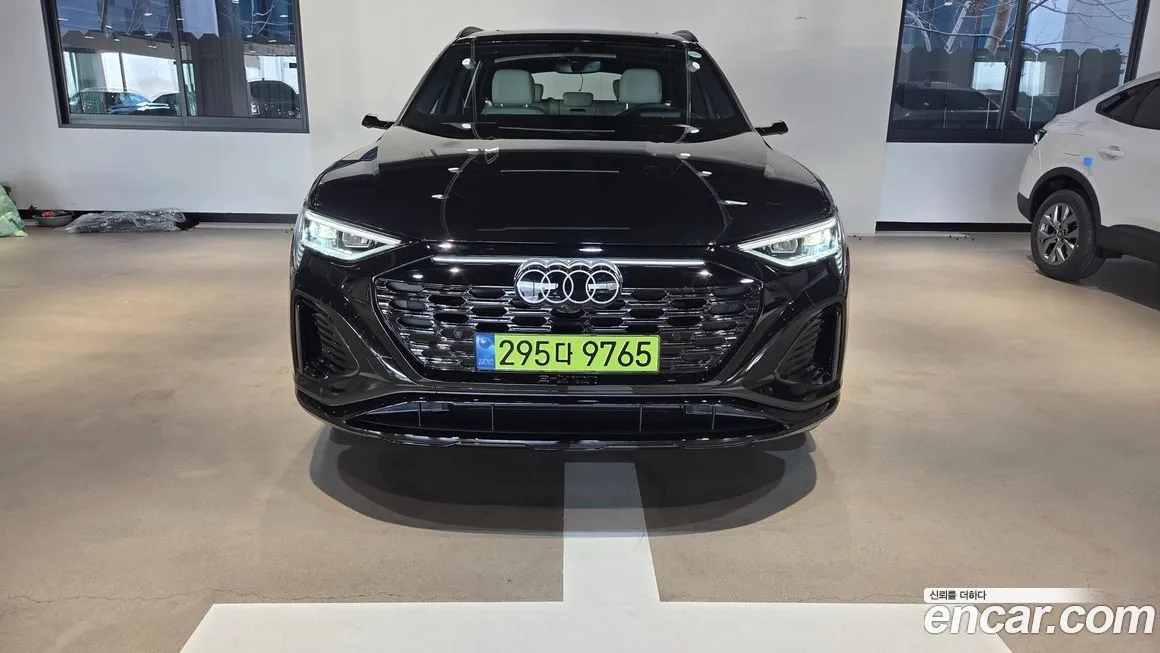 Audi Q8 e-tron 2024 из KR, фото 3