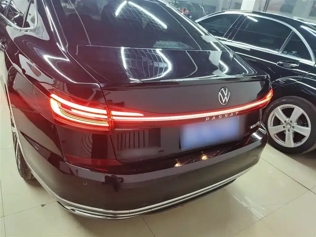 Volkswagen Passat 2022 из CN, фото 3
