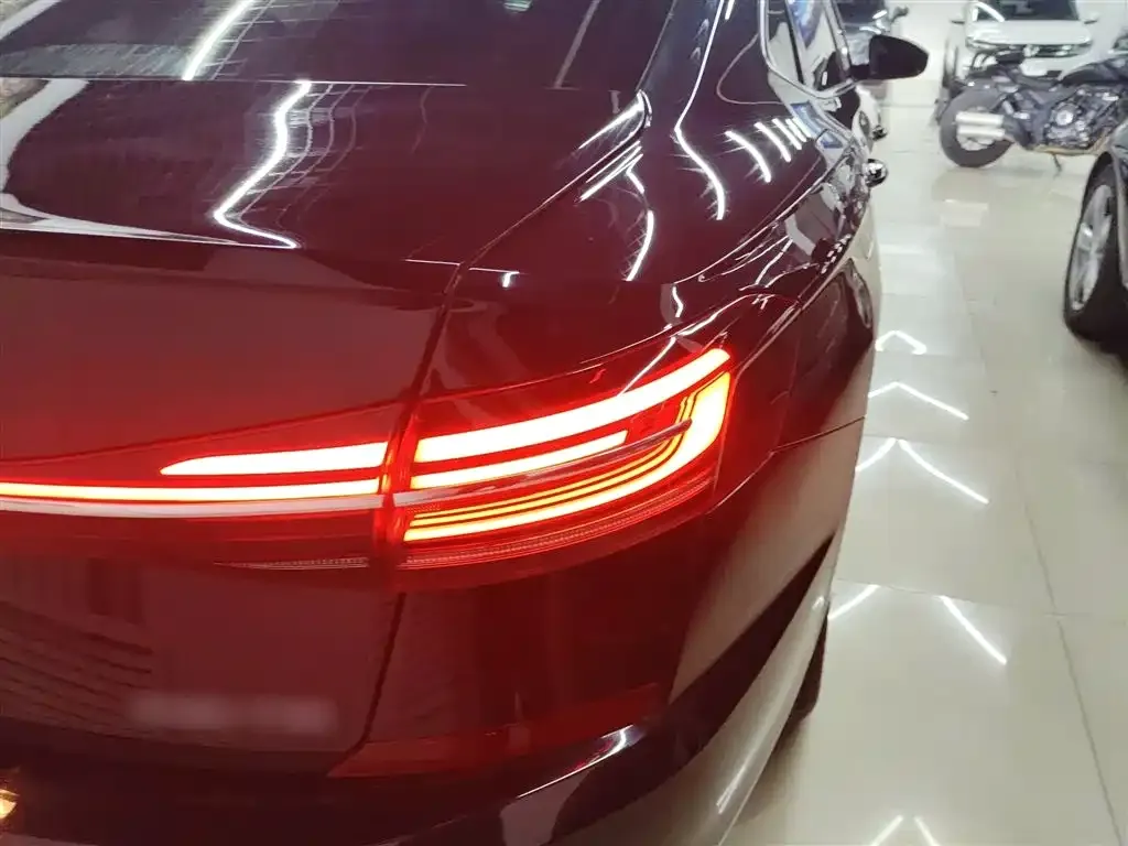 Volkswagen Passat 2022 из CN, фото 8