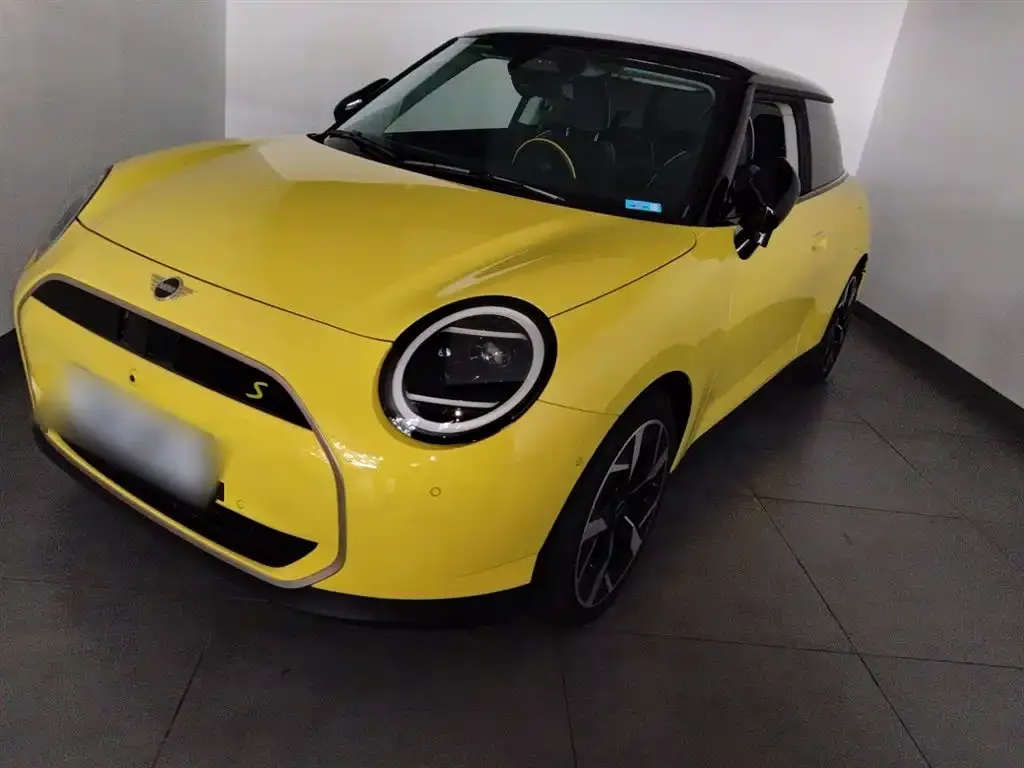 MINI Cooper EV 2024 из CN, фото 1