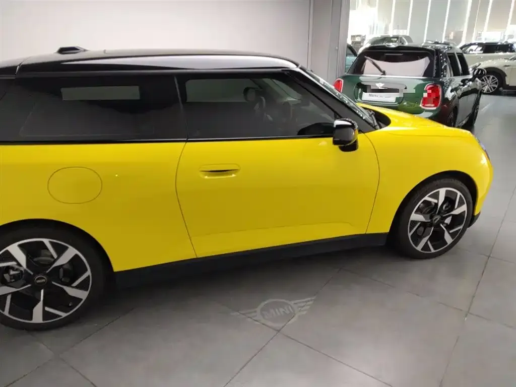 MINI Cooper EV 2024 из CN, фото 4